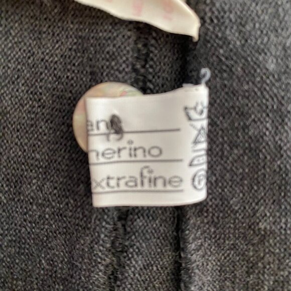 SPADAFORA long sleeve cardigan sweater. Extra fine Merino wool. Dark grey/black. - Picture 8 of 8